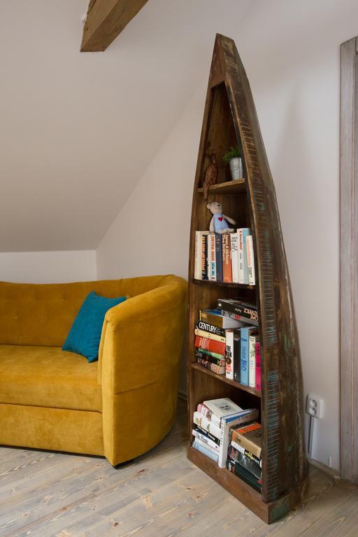 Bohemian Chic 2 Bedroom 2 Bathroom Loft With Hanging Chair Praha Bagian luar foto