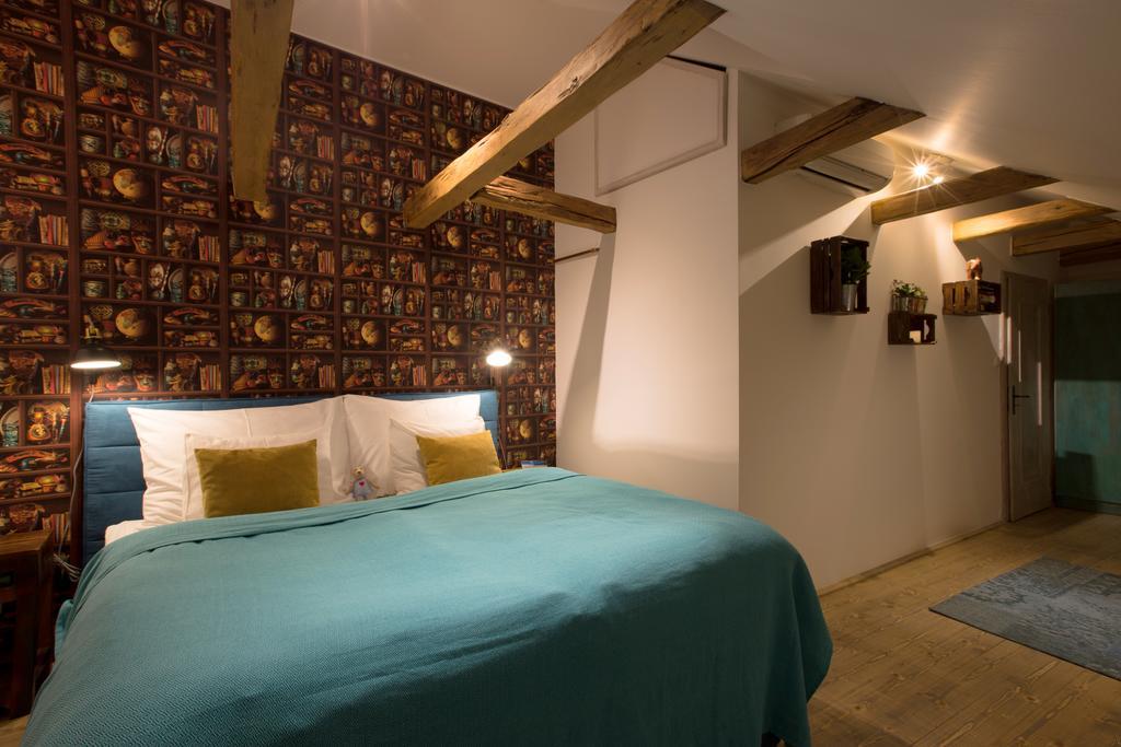 Bohemian Chic 2 Bedroom 2 Bathroom Loft With Hanging Chair Praha Bagian luar foto