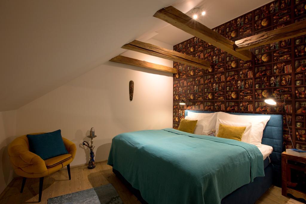 Bohemian Chic 2 Bedroom 2 Bathroom Loft With Hanging Chair Praha Bagian luar foto
