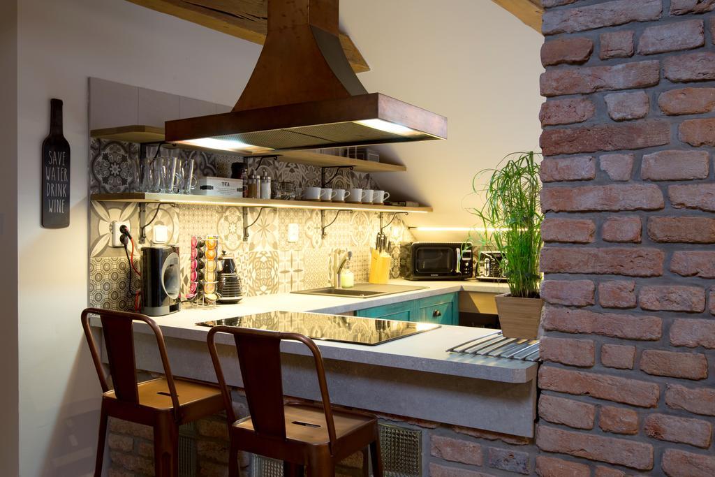 Bohemian Chic 2 Bedroom 2 Bathroom Loft With Hanging Chair Praha Bagian luar foto