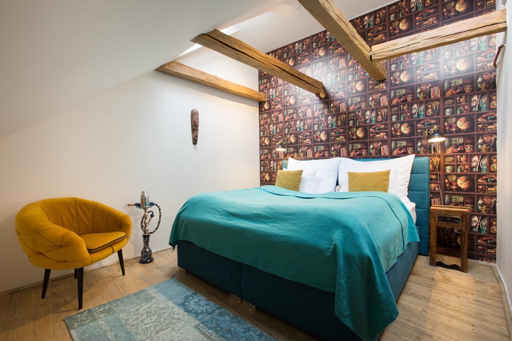 Bohemian Chic 2 Bedroom 2 Bathroom Loft With Hanging Chair Praha Bagian luar foto